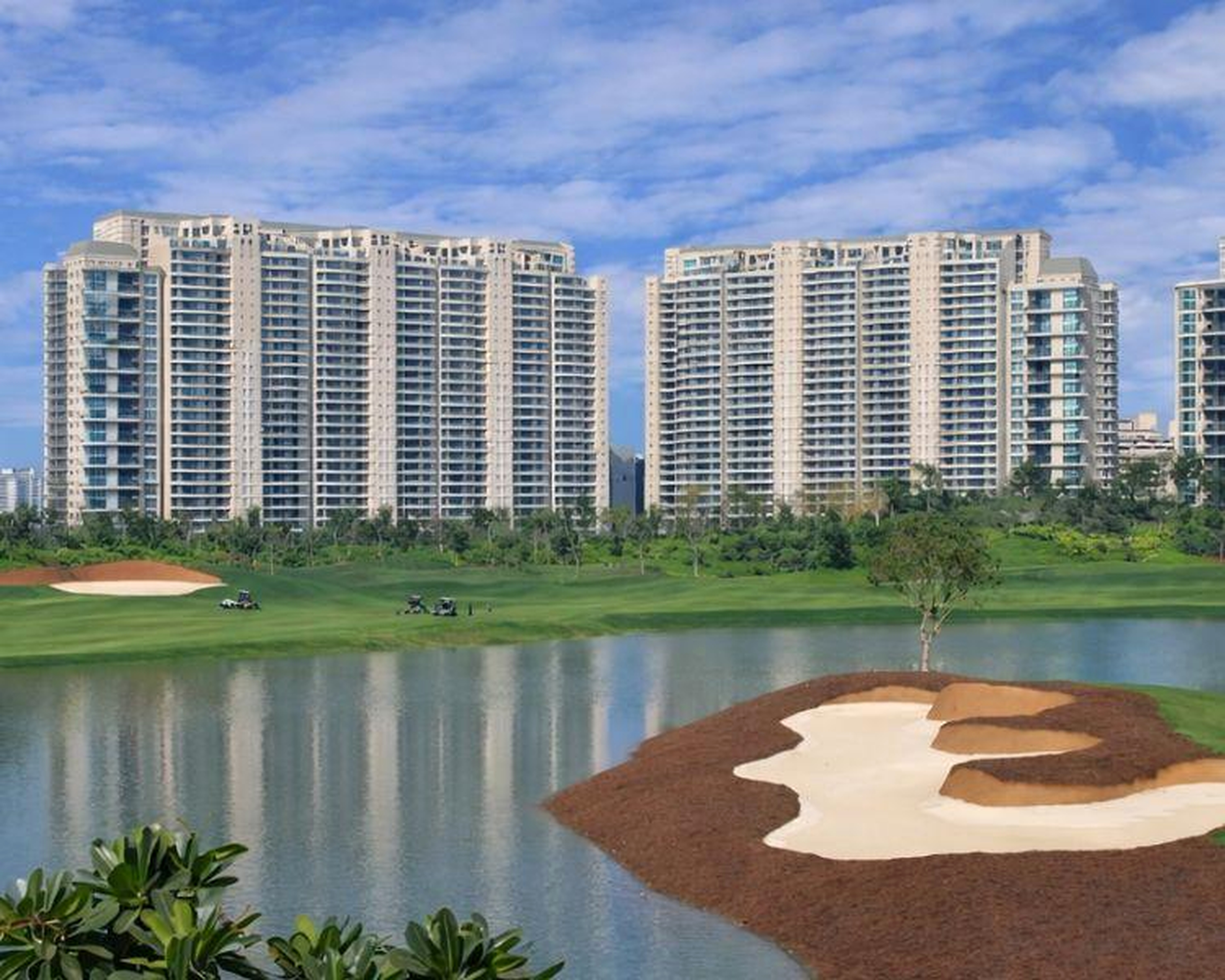 DLF The Camellias luxury residences in Sector 42 Gurugram