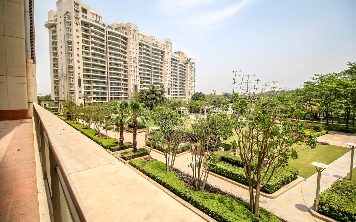 DLF The Aralias – Golf Course Road, Gurgaon 